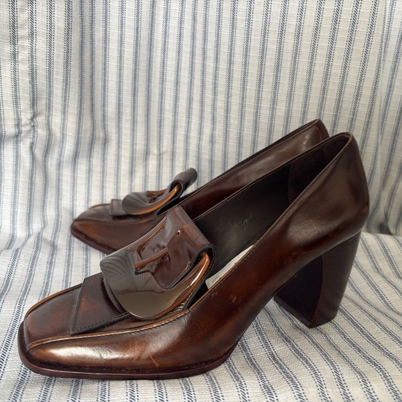 TORY BURCH BUCKLE HEEL SAMPLE - Picture 4 of 4
